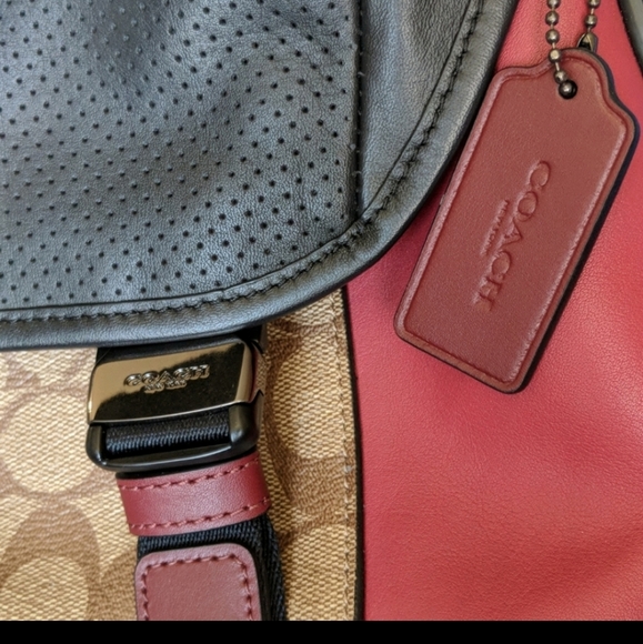 COACH RQANGER MESSENGER IN COLORBLOCK SIGNATURE CANVAS (COACH F79904) - Picture 11 of 13